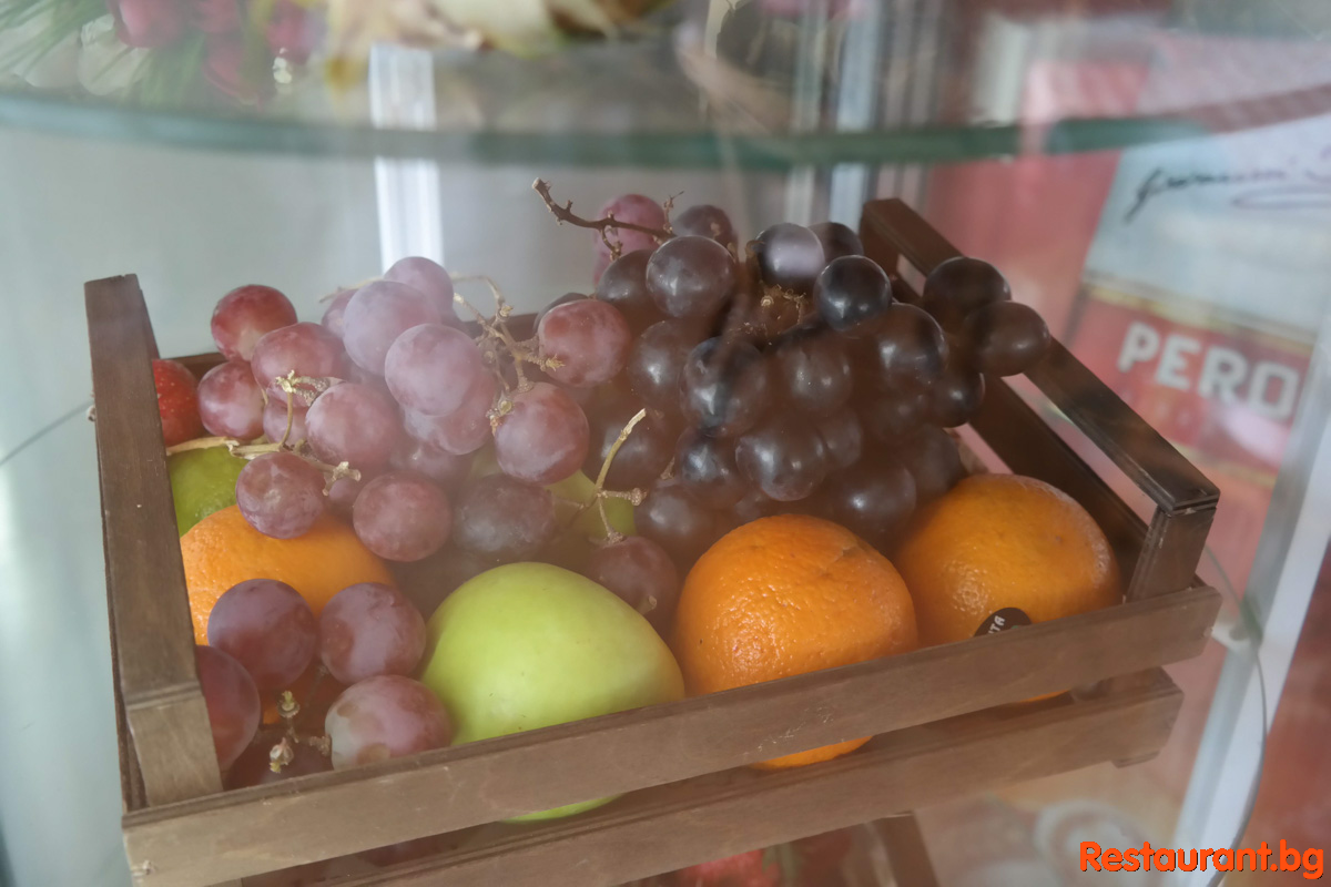 Fresh Fruits