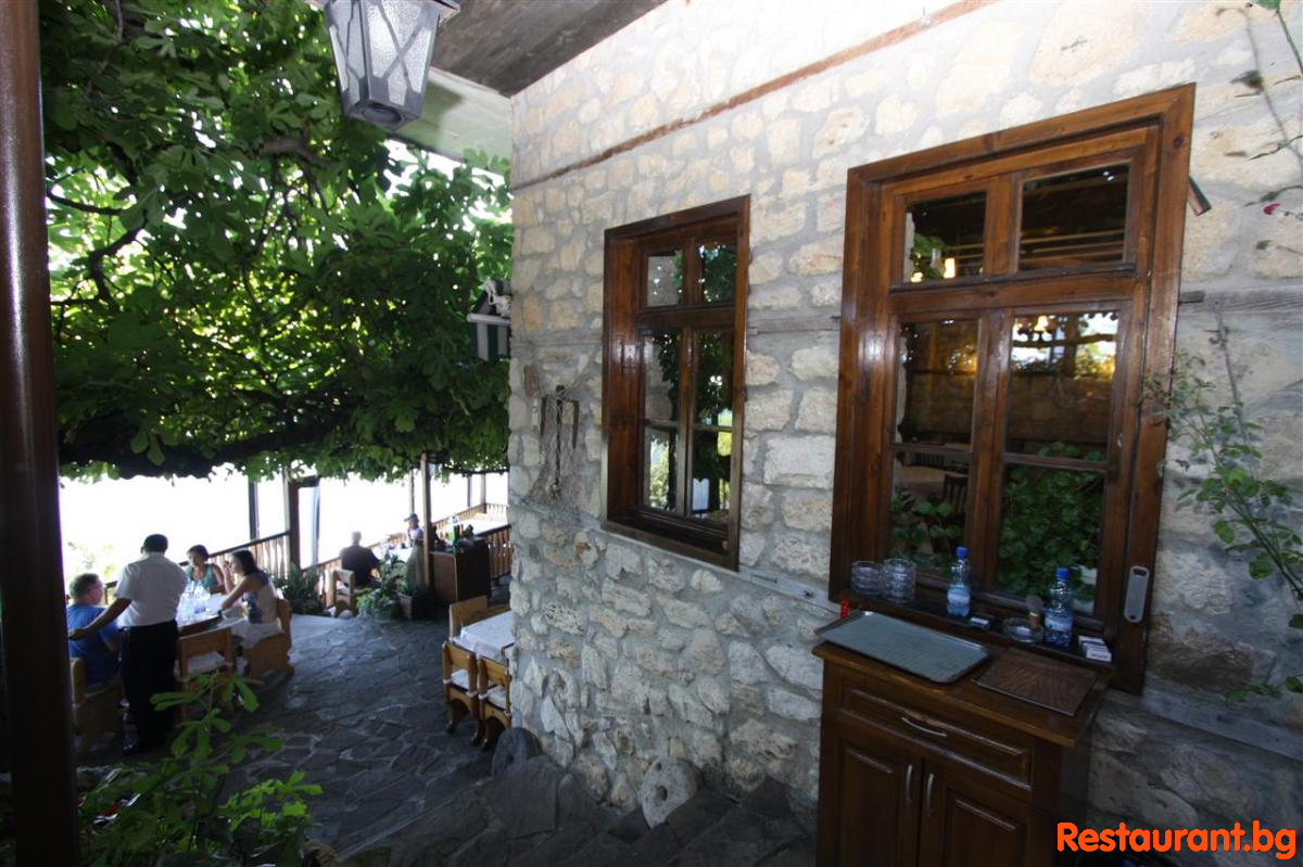 Ресторант ПЛАКАМОТО Стария Несебър