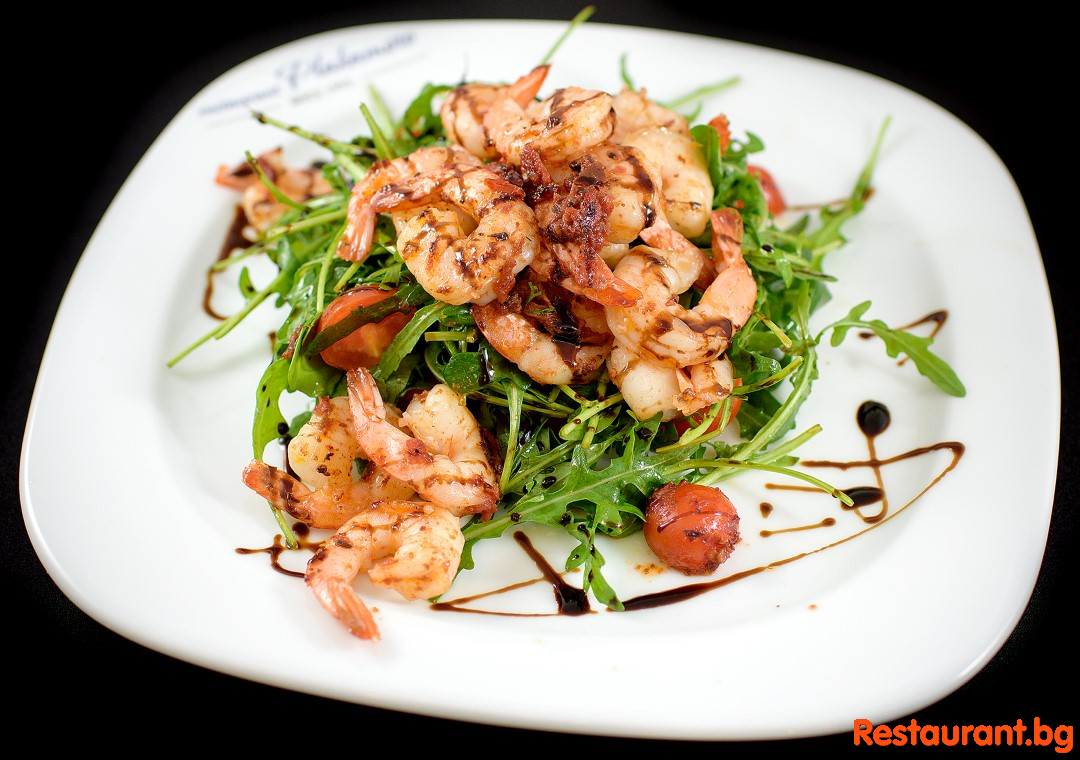 Salads PLAKAMOTO