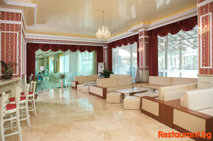 Lobby Bar 