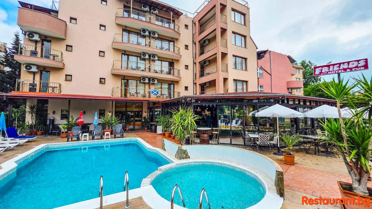 Hotel Summer 2026