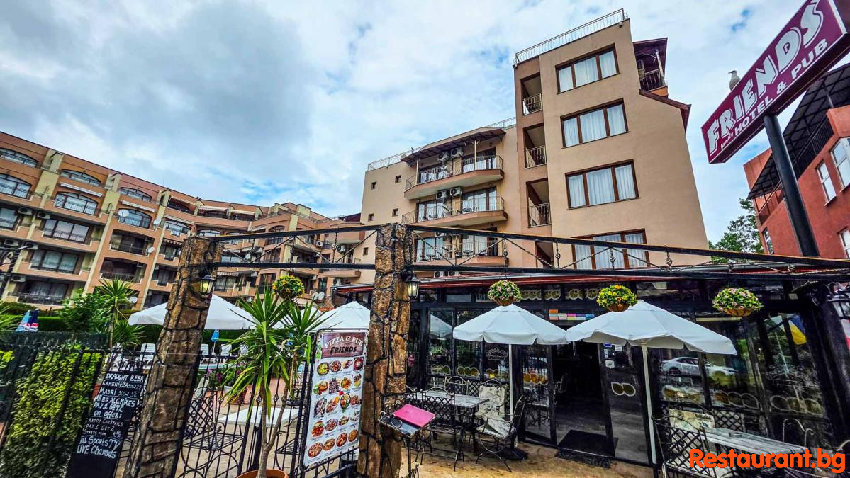 Hotel Summer 2026