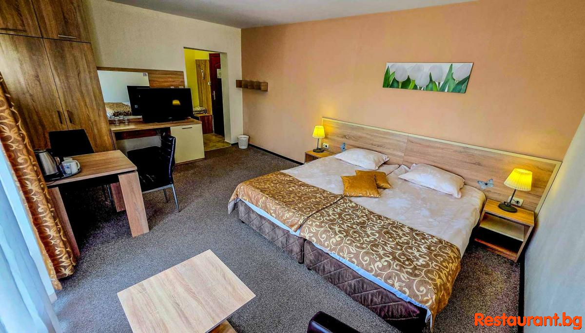 Rooms and Apartments Summer 2026