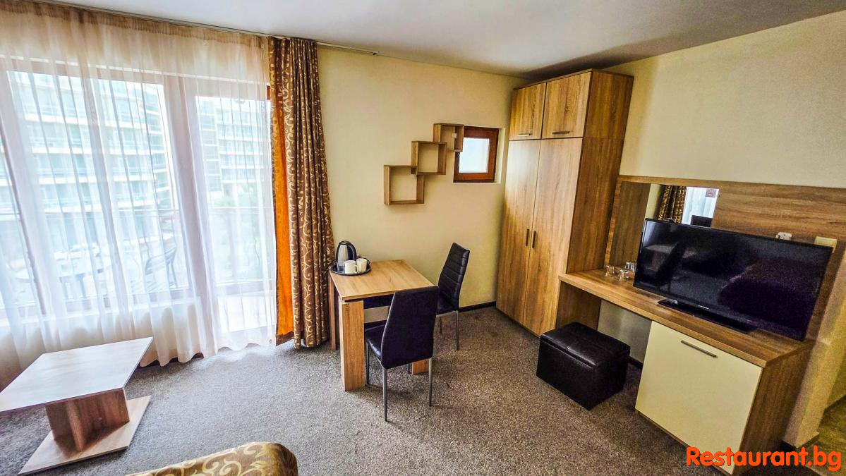 Rooms and Apartments Summer 2026