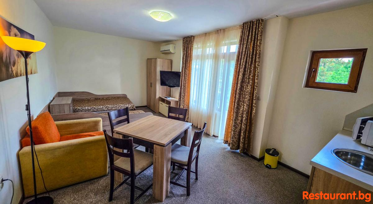 Rooms and Apartments Summer 2026