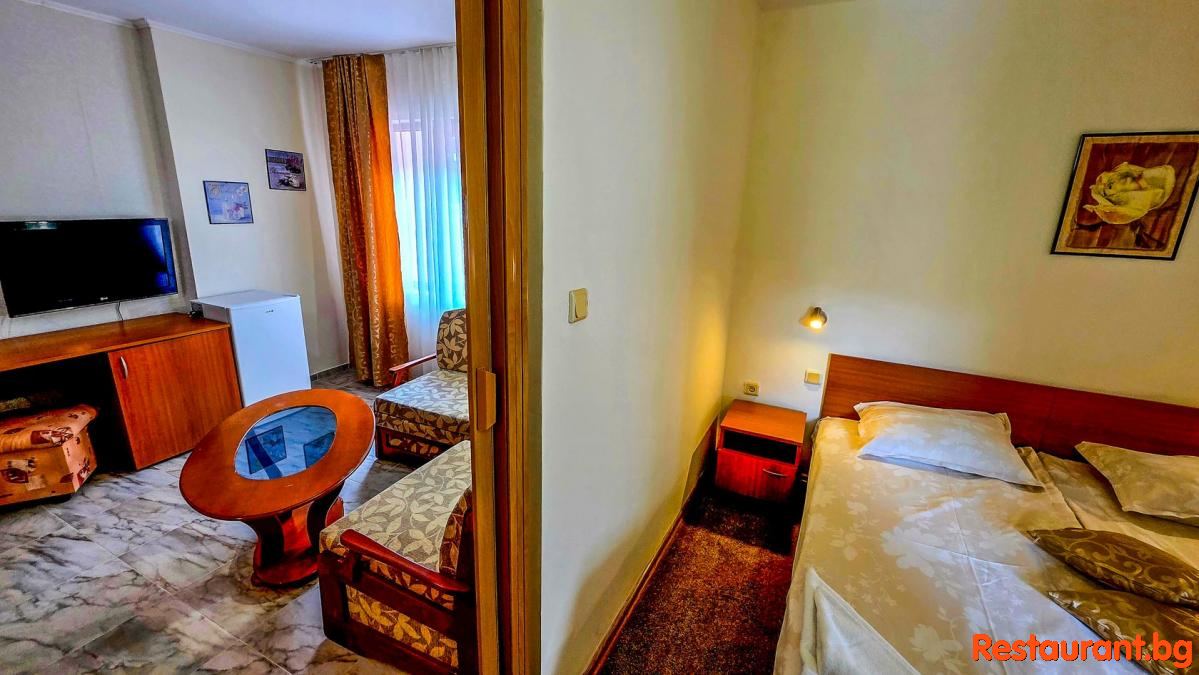 Rooms and Apartments Summer 2026
