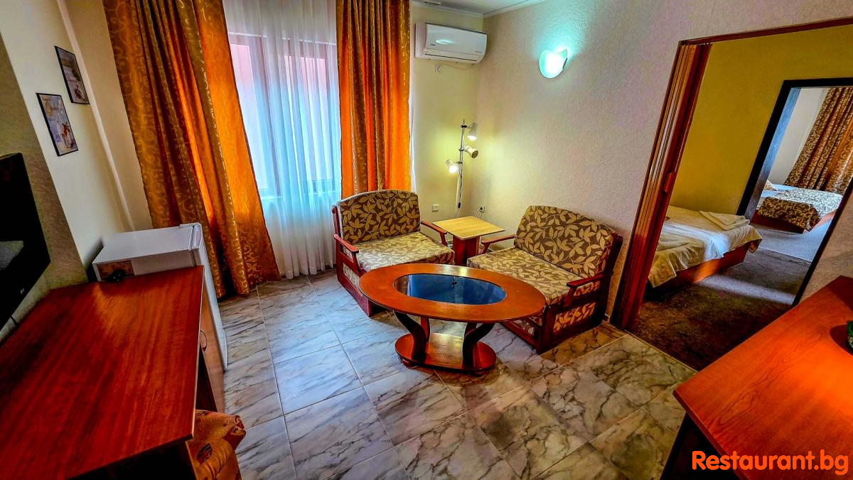 Rooms and Apartments Summer 2026