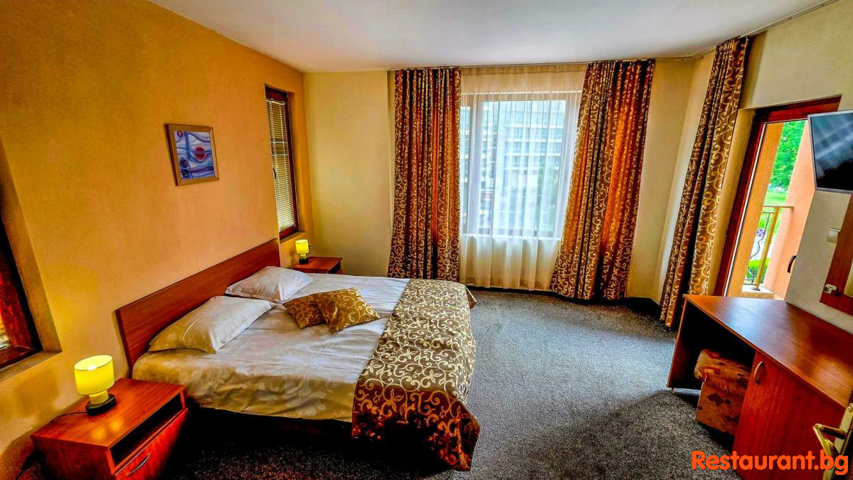 Rooms and Apartments Summer 2026