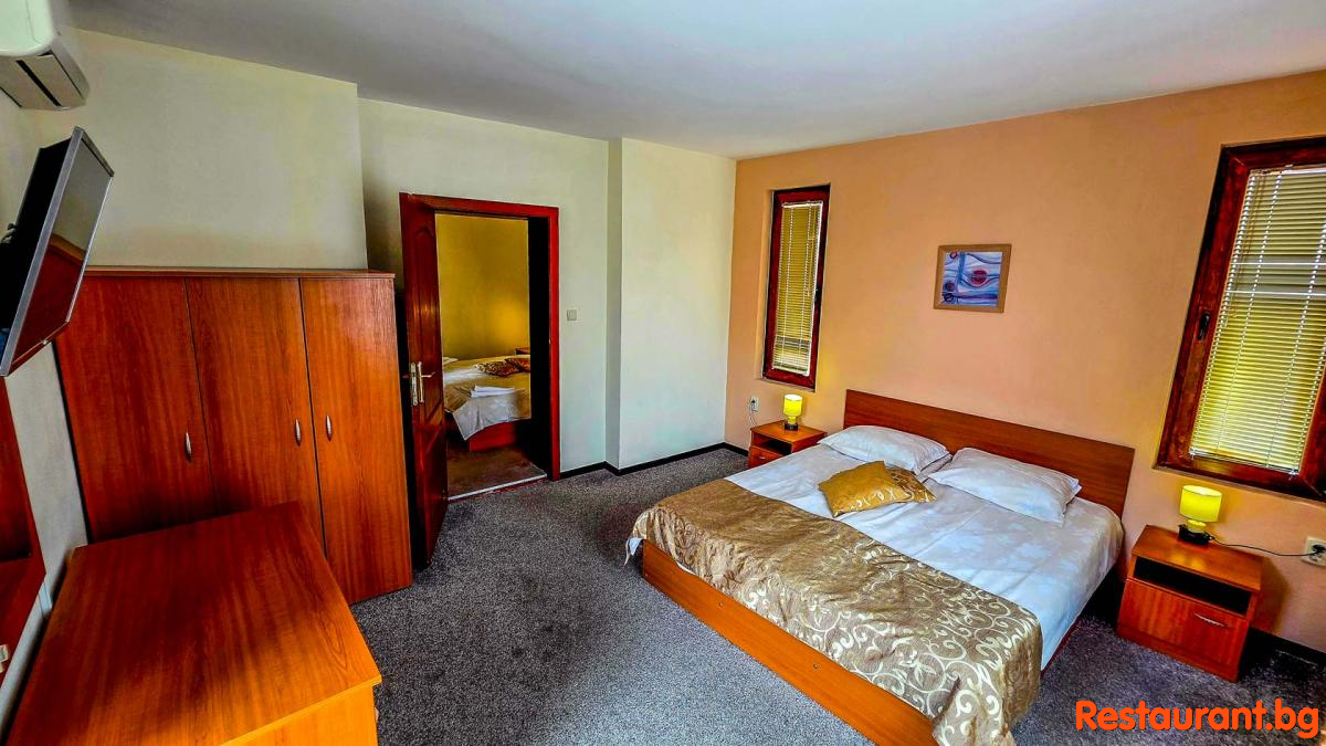 Rooms and Apartments Summer 2026