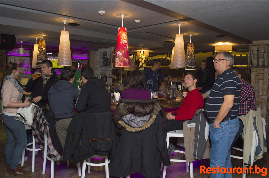 Party Pub "PENGUINS" Bansko 