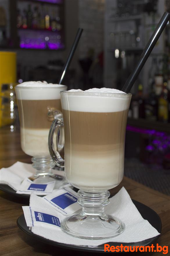 Party Pub "PENGUINS" Bansko 
