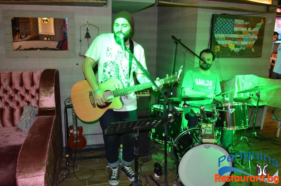 Party at THE PENGUINS Bansko