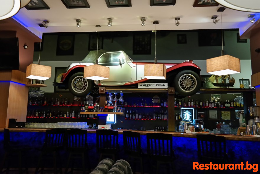 The Motor Bar at QUEENS PUB