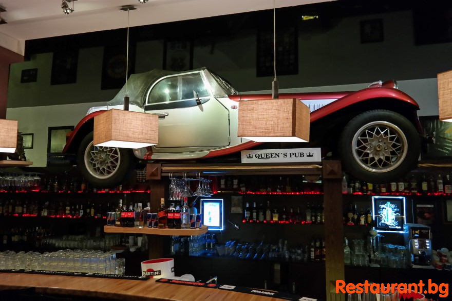 The Motor Bar at QUEENS PUB