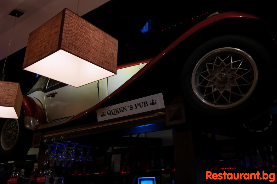The Motor Bar at QUEENS PUB
