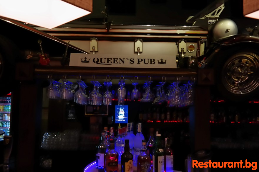 The Motor Bar at QUEENS PUB
