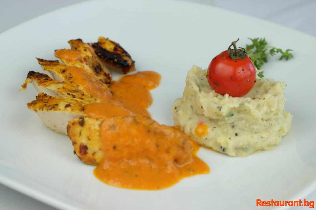 Bar &amp; Grill ZERO Sunny Beach 