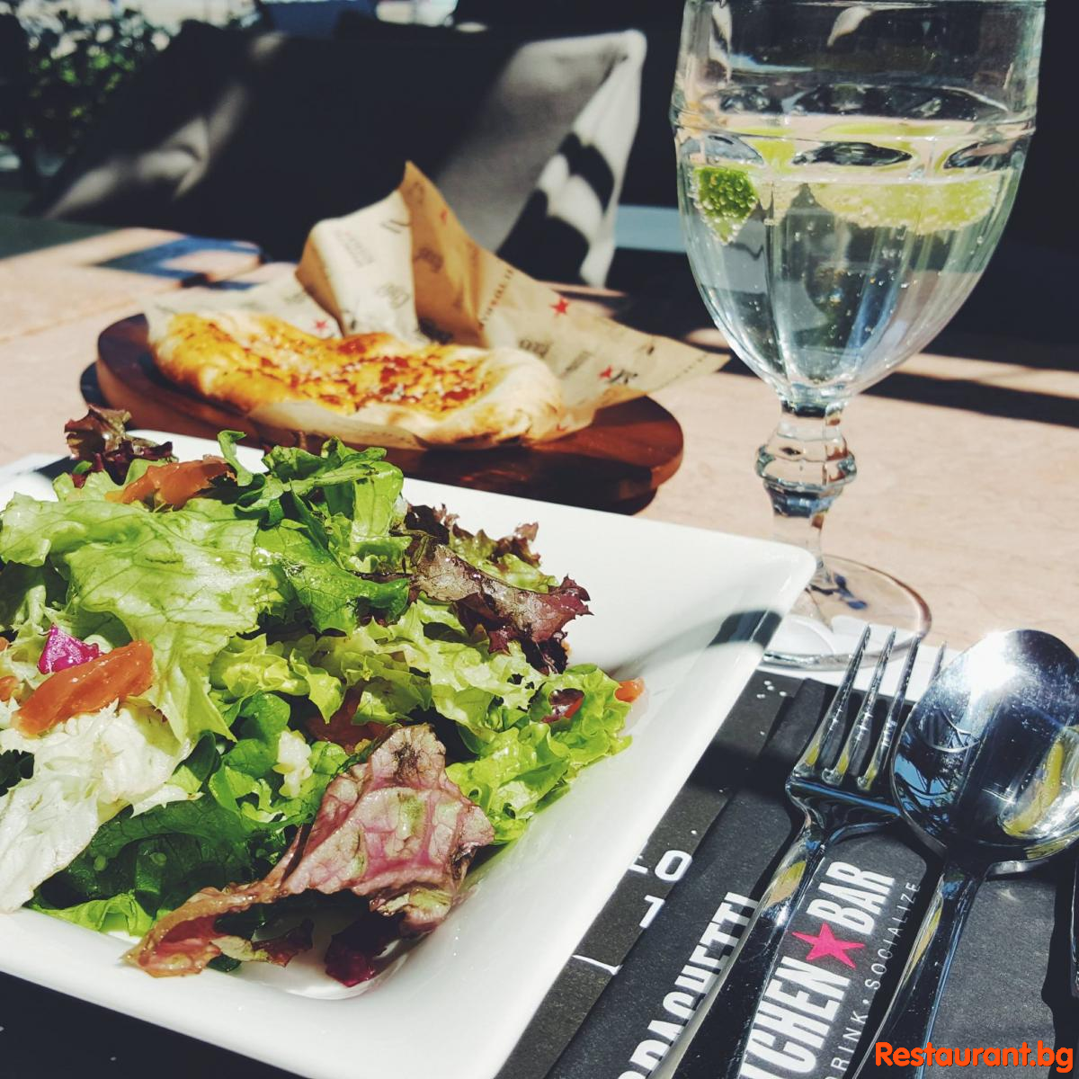 Food, Drinks & Cocktails