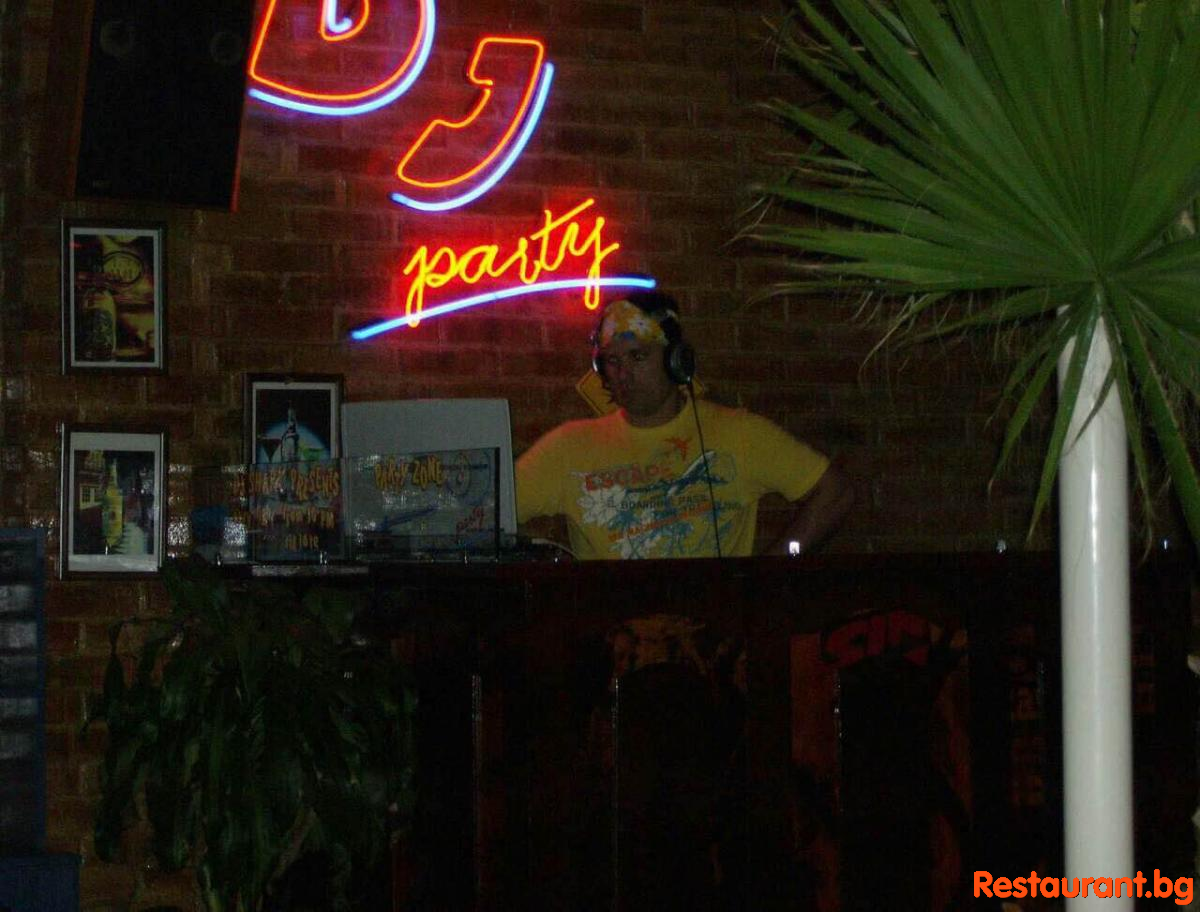 Bar &amp; Restaurant LAS PALMAS Sunny Beach
