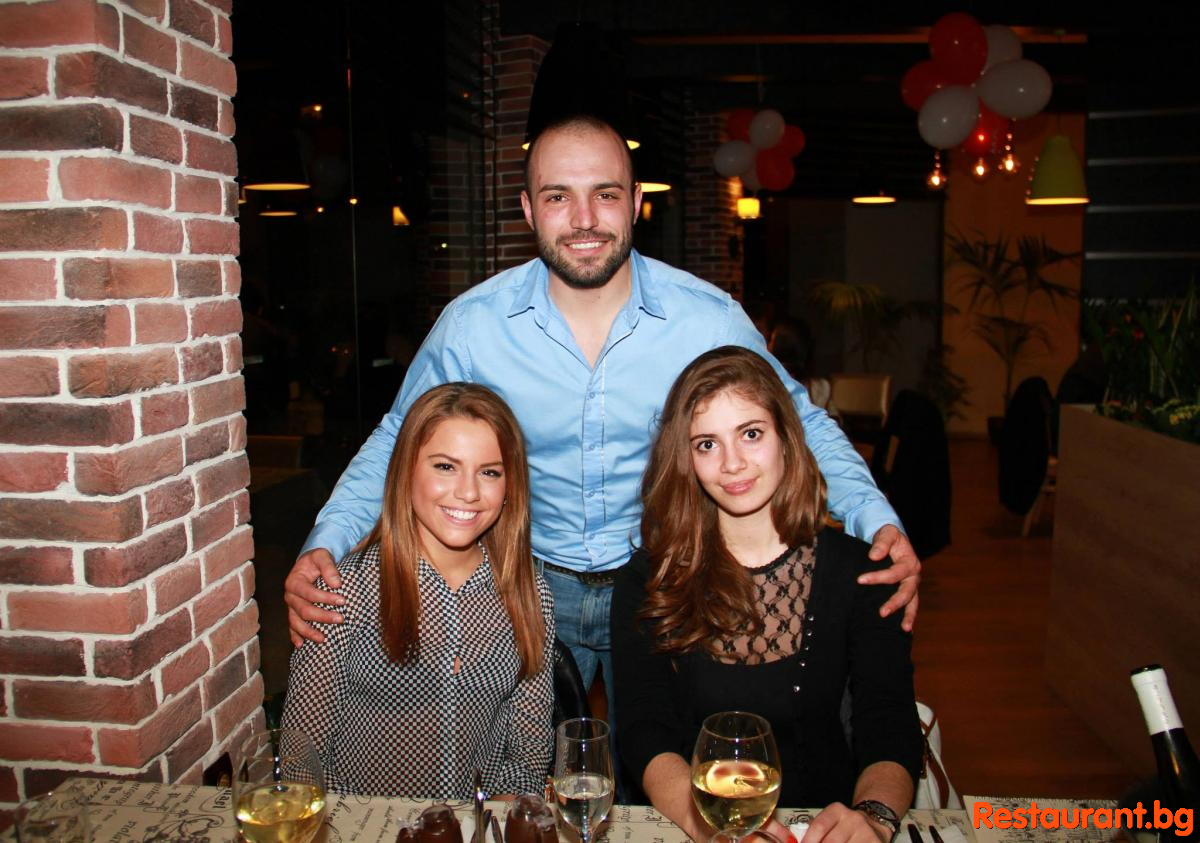 Party at AMORE