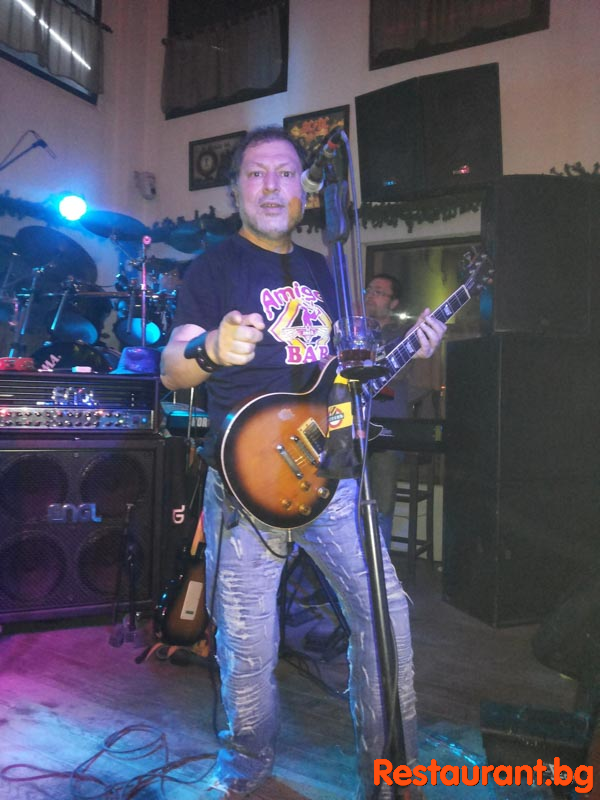 Live MUSIC