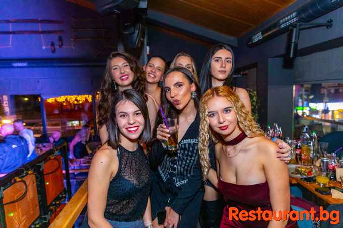 Students Party with KAMELIA 2025