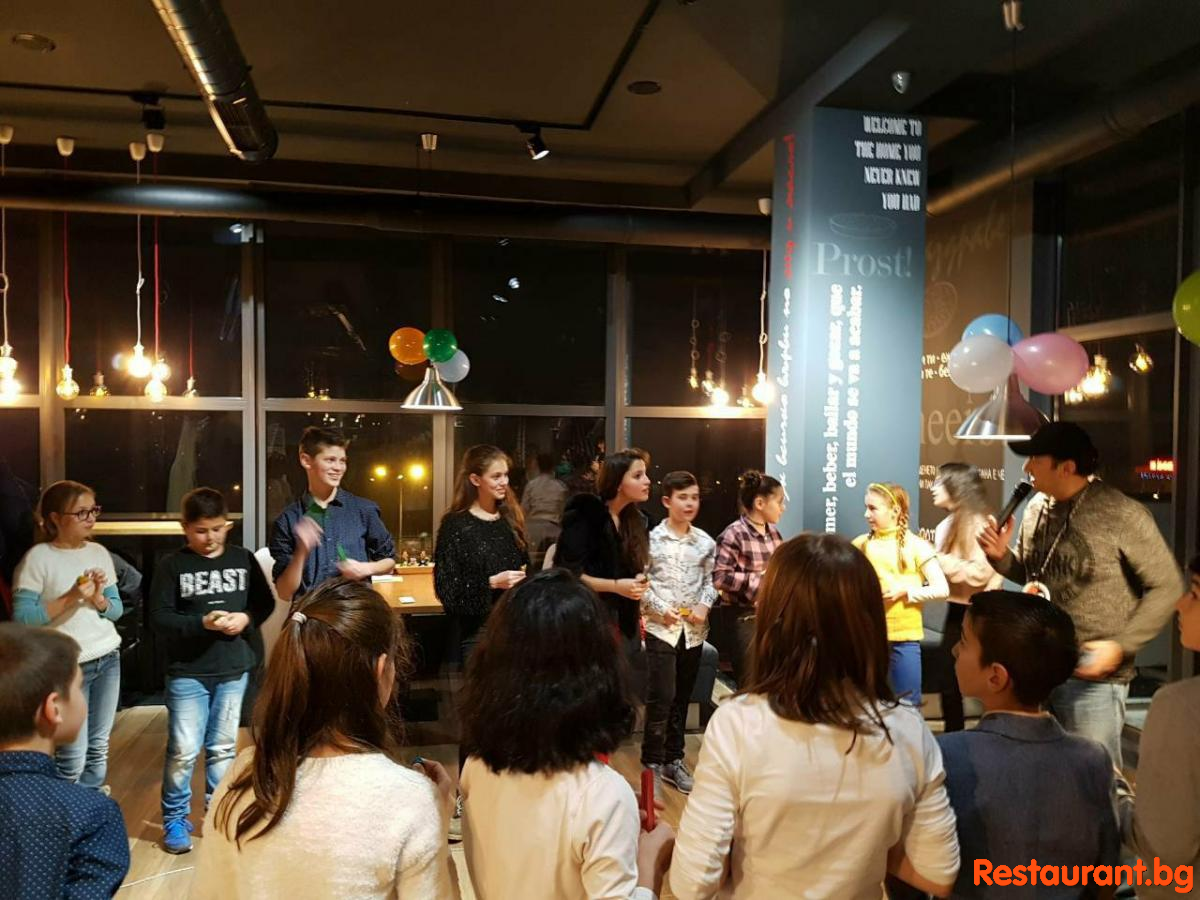Kids Party at THE RING Bar & Dinner 
