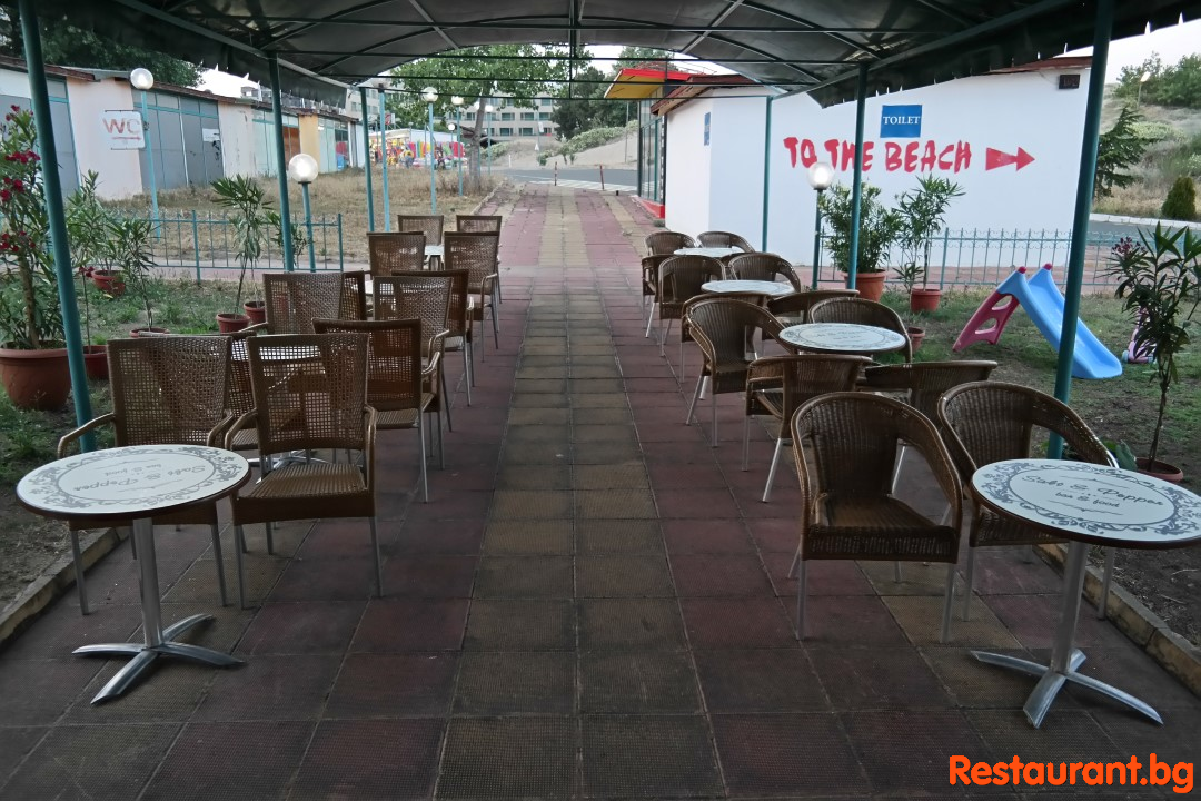 Restaurant Bar &amp; Food "SALT N PEPPER at LAZUR" Sunny Beach