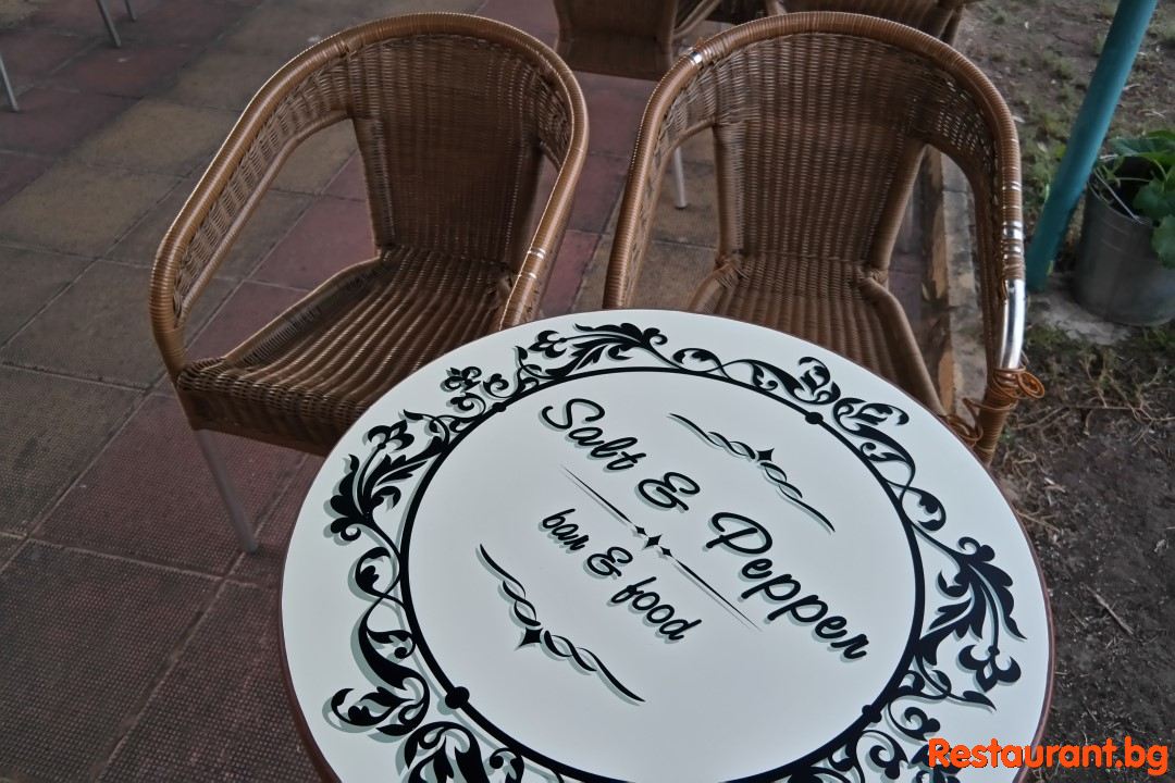 Restaurant Bar & Food "SALT N PEPPER at LAZUR" Sunny Beach