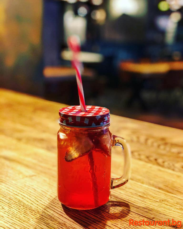 Cocktails & Drinks