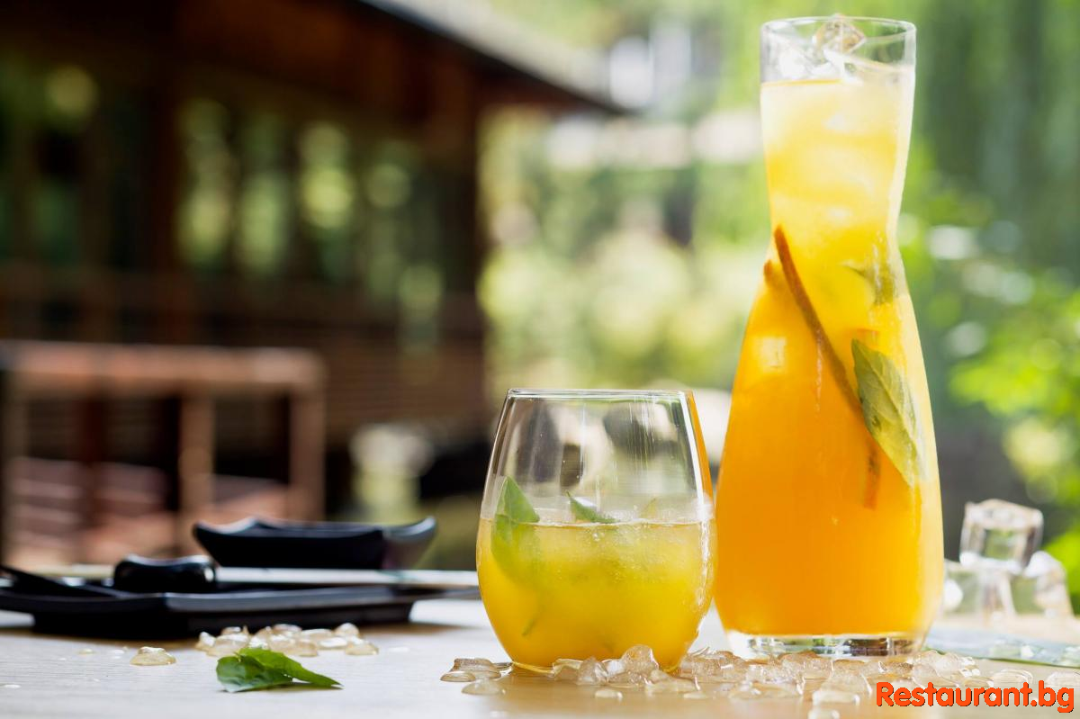 Cocktails & Drinks
