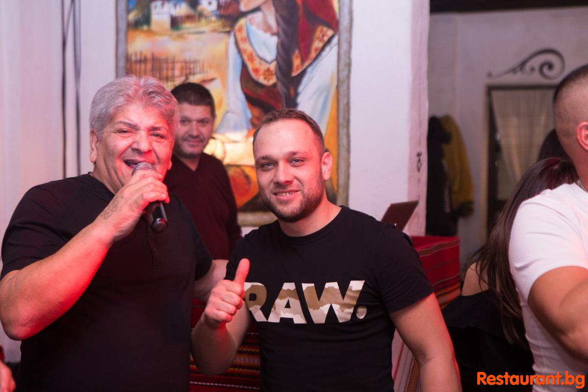 Парти със Сашо Роман 