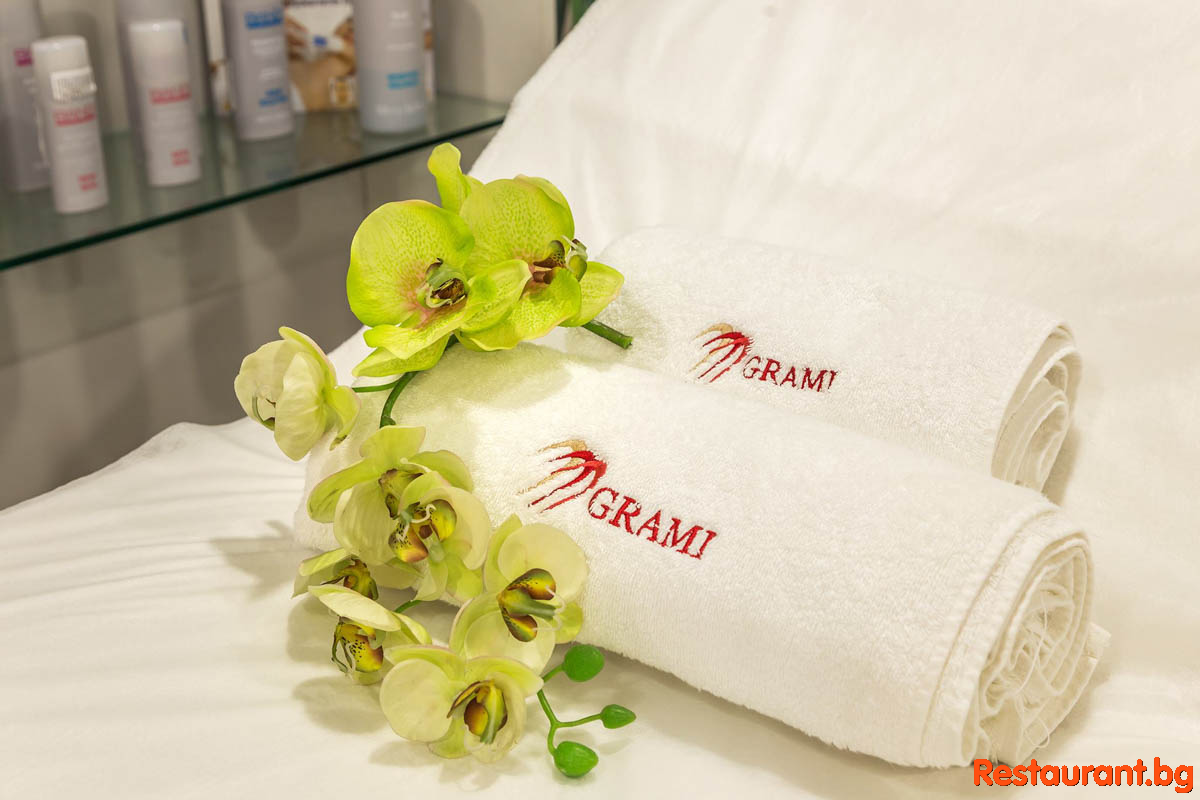 GRAMI Hotel