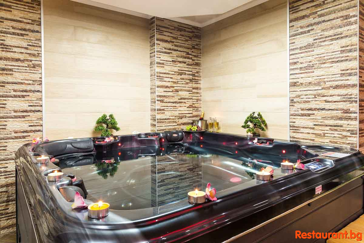 GRAMI Hotel