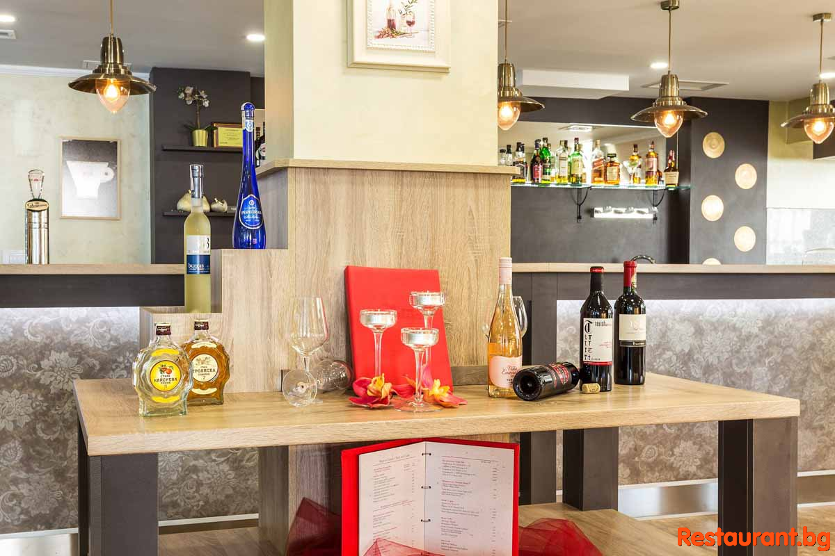 Sky Bar & Restaurant GRAMI