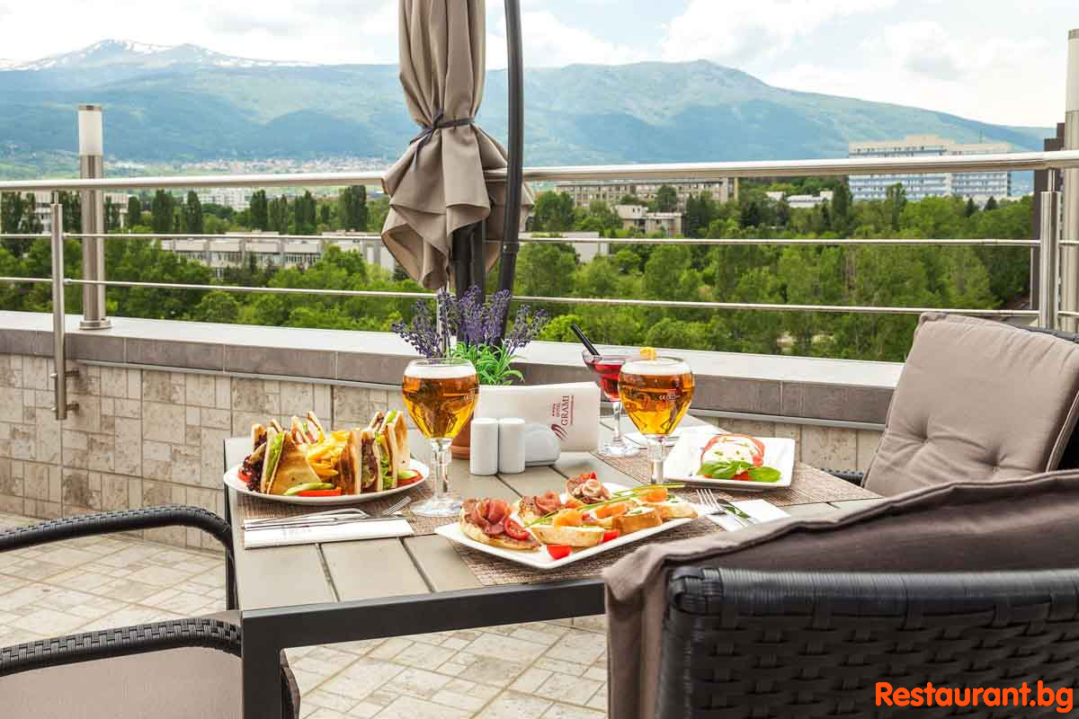 Sky Bar & Restaurant GRAMI