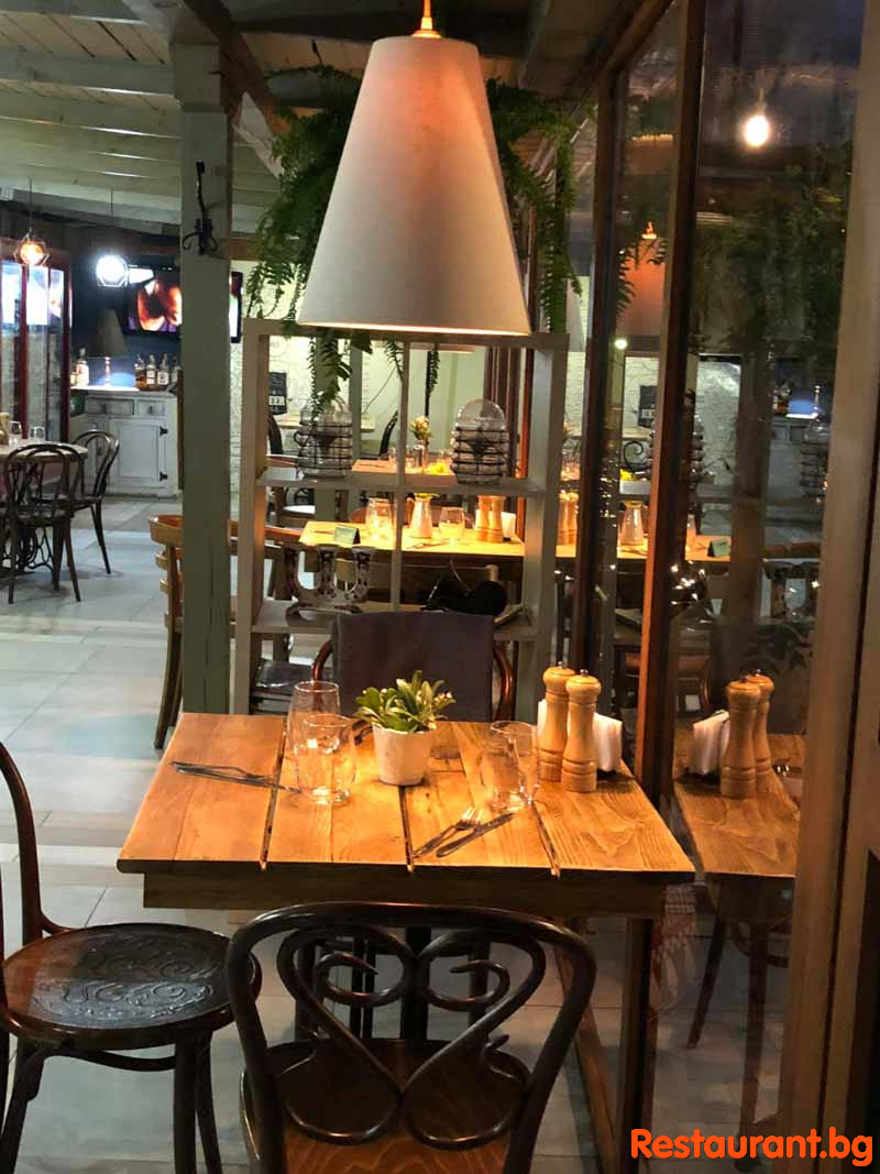 Restaurant Garden PERON 16