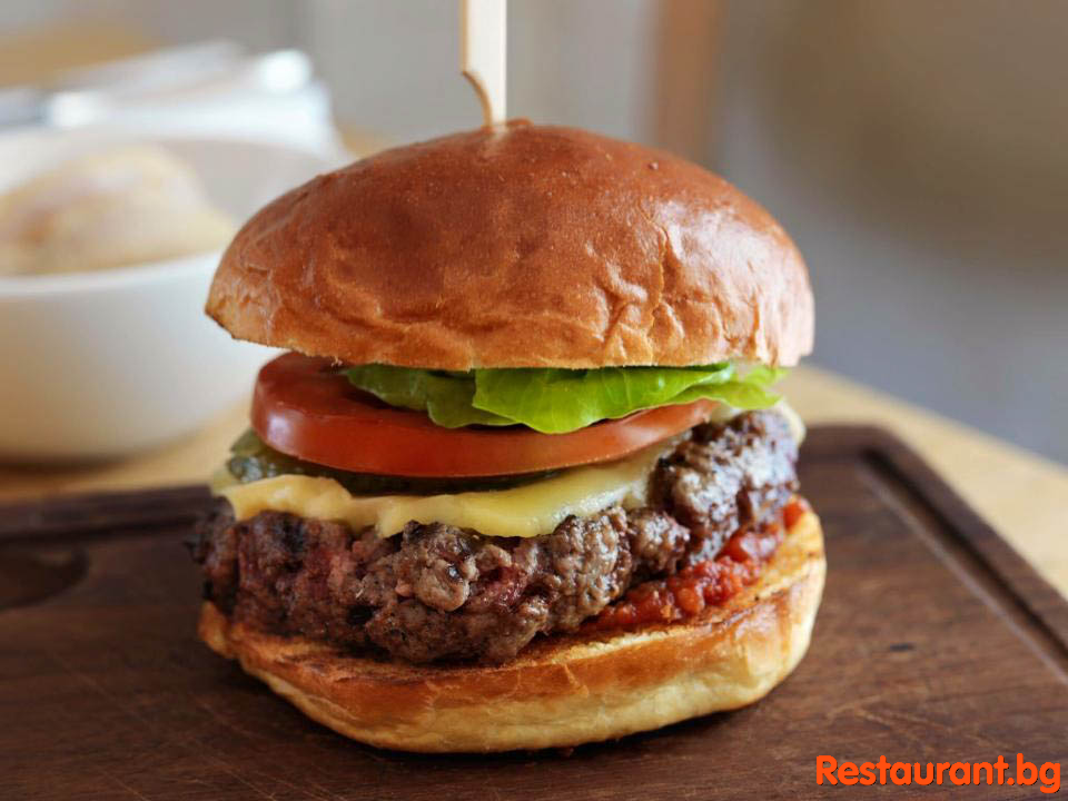 ROYAL GRILL Food