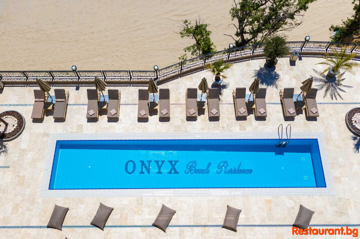 ONYX Pools