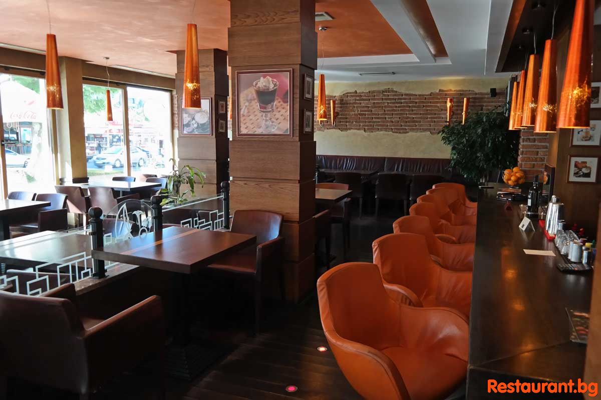 Bar & Dinner BOULEVARD