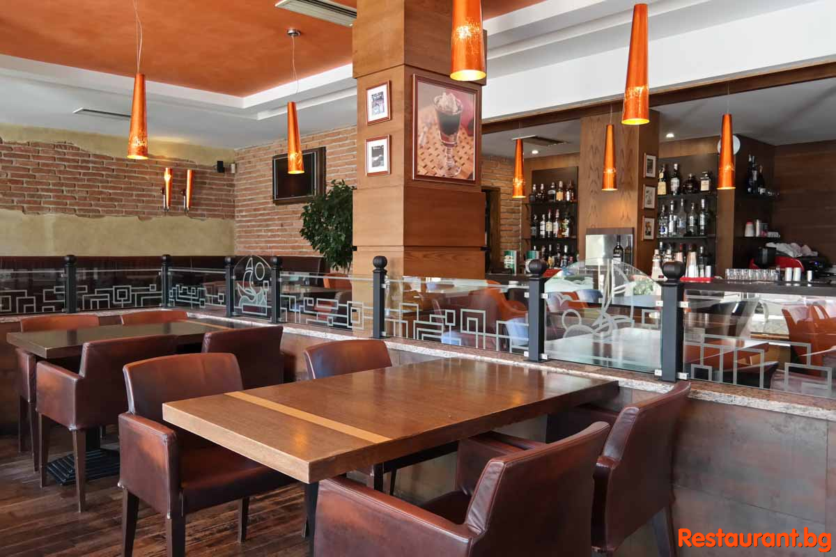 Bar & Dinner BOULEVARD