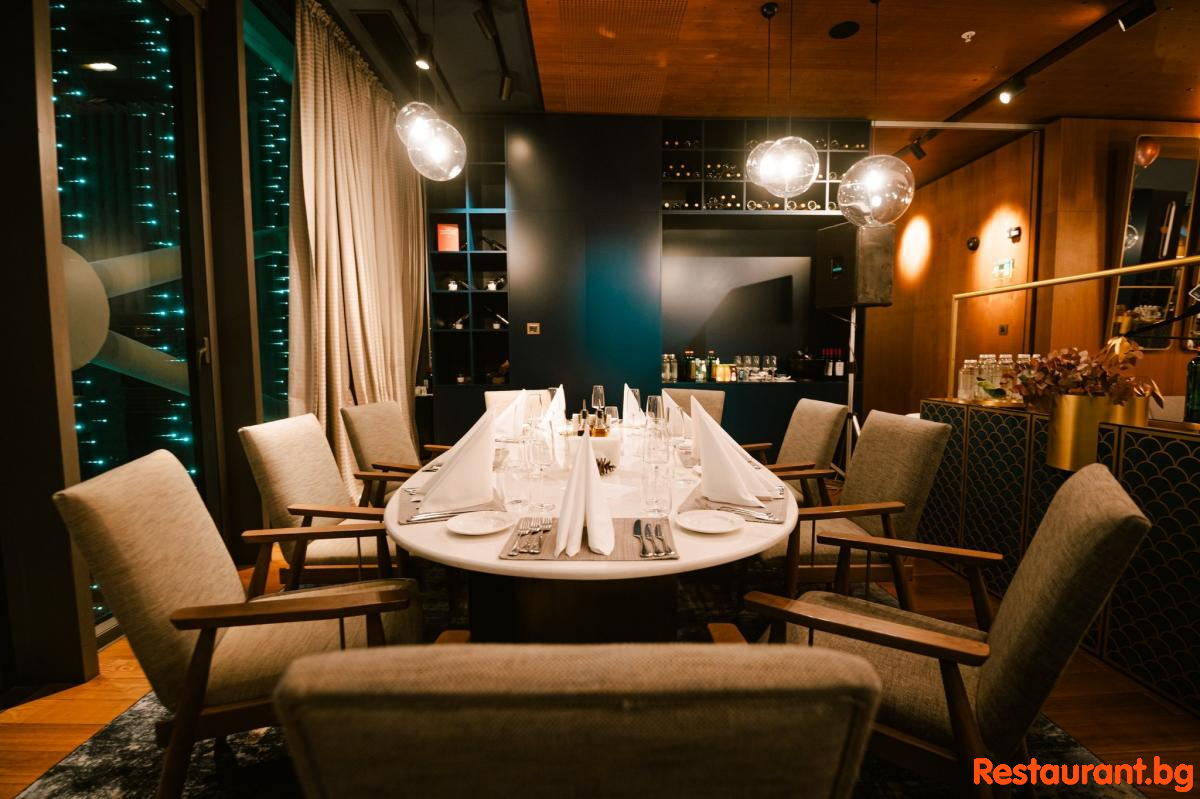 Restaurant & Wine Bar MEDITERRA