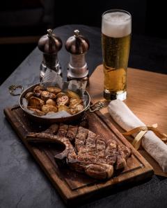 Гладни ли сте за нещо вкусно и различно днес ? Дневното меню в C’est La Vie е тук !