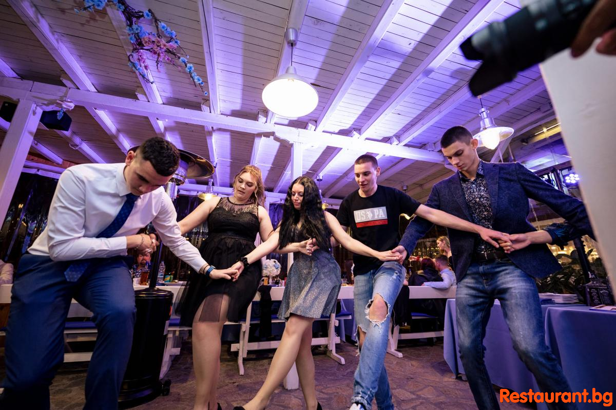 Party at KRISTAL