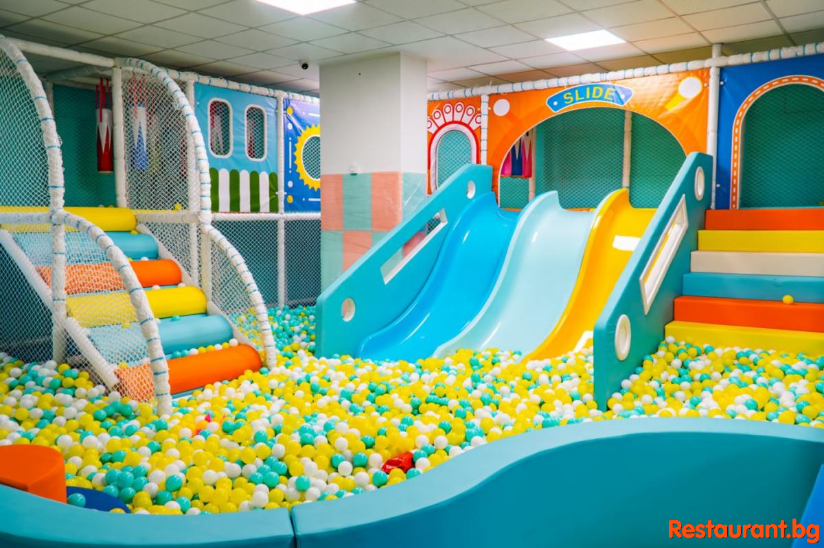 Kids Club