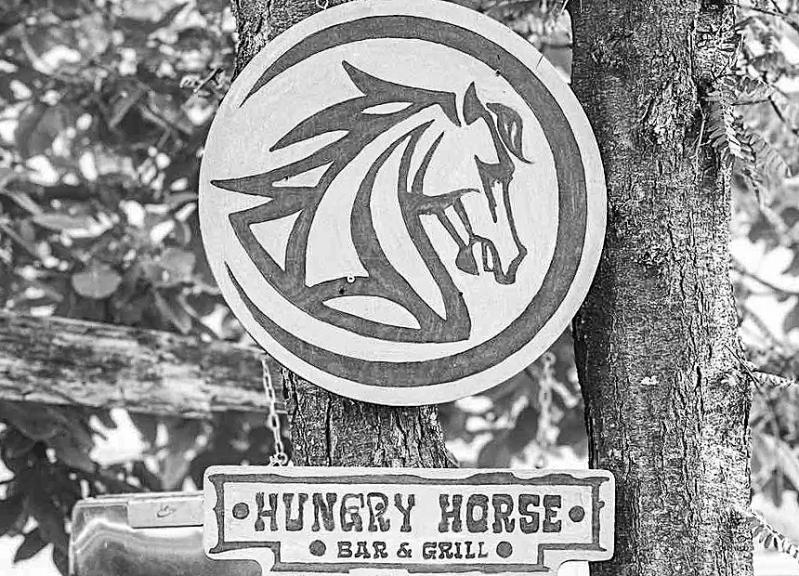 Bar & Grill HUNGRY HORSE Ravadinovo next to Sozopol